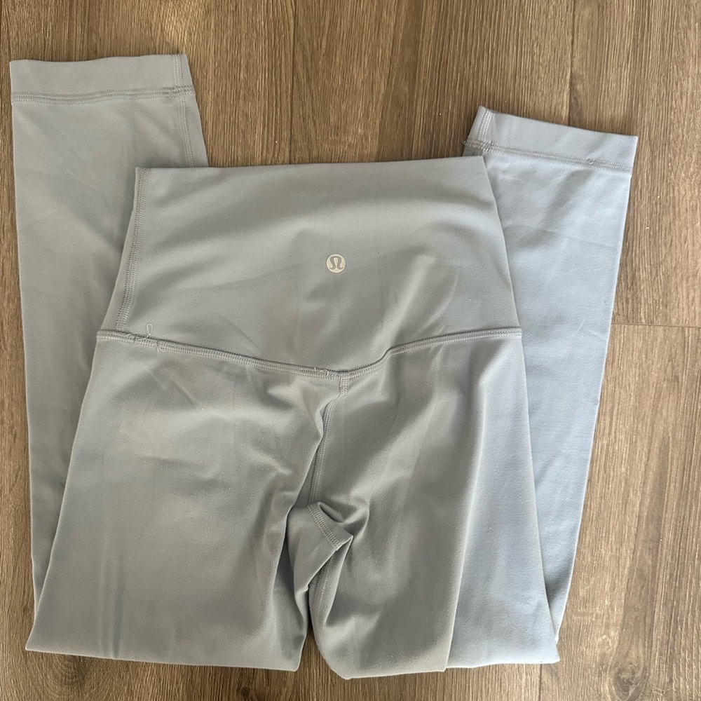 lululemon light blue high-rise leggings with center back logo - Picture 14 of 14
